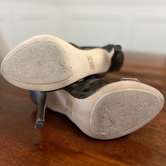 Bebe Phoebe High Heels - Picture 5 of 9